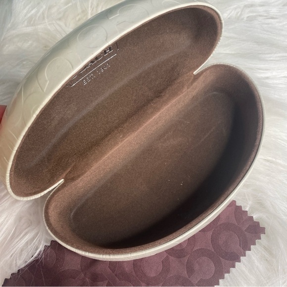 Coach White Faux Leather Sunglasses Case & Cleaning Cloth 3\